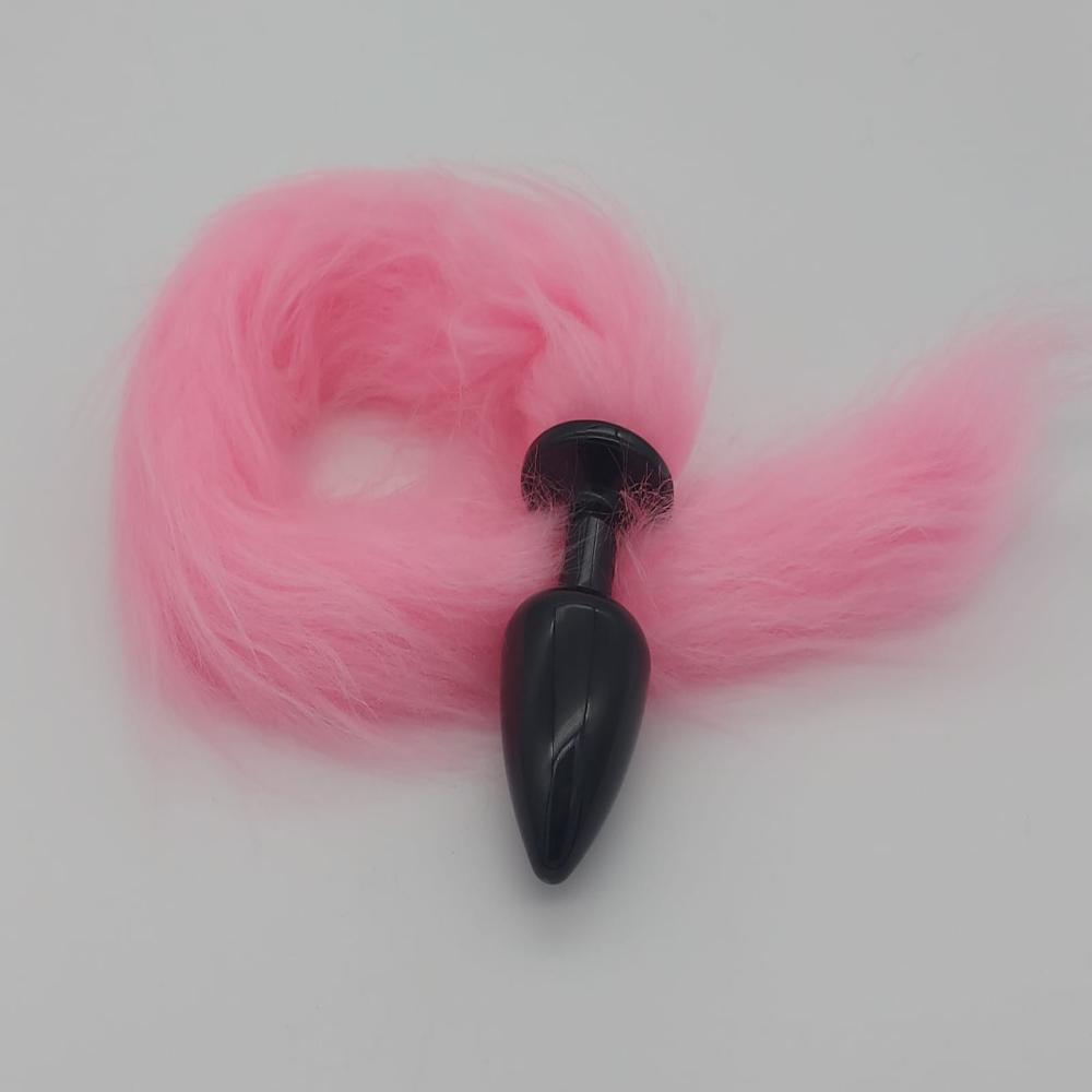 Plug LESS G Preto Com Rabo Rosa